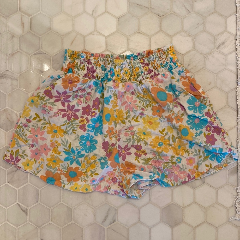 Wild Fable™ Women's Flirty Shorts - White Floral